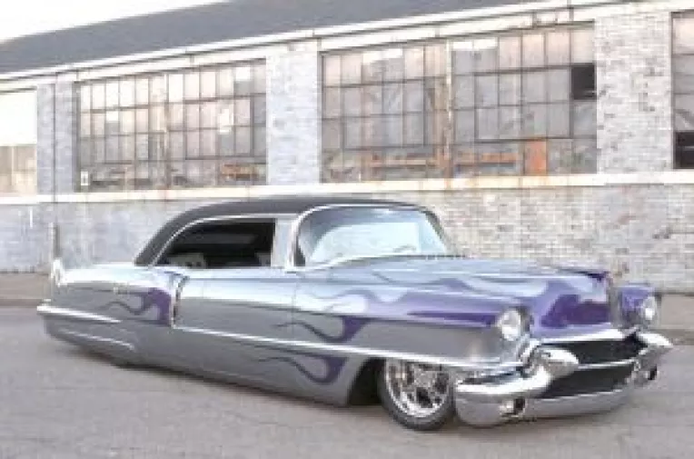 1956 Cadillac, o legenda adusa la viata