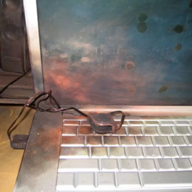 Acer intra in hora Sony