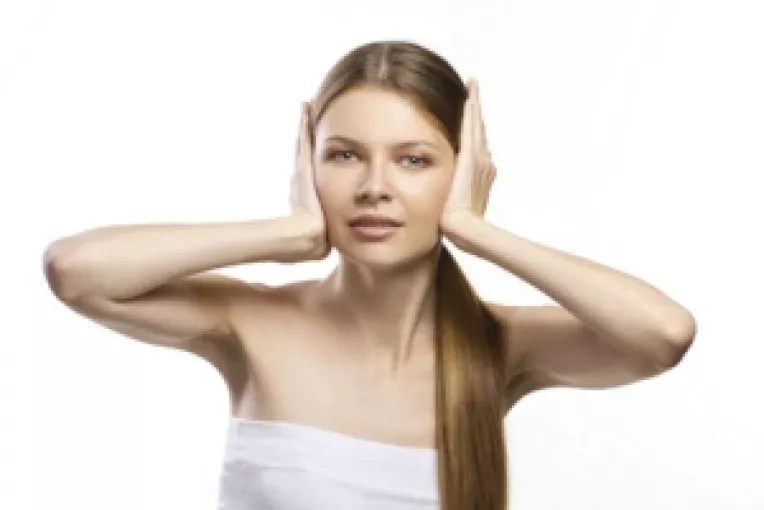 ACUFENA: Zgomotele din urechi sunt sunete naturale ale unei realitati interioare, care apar dupa socuri emotionale