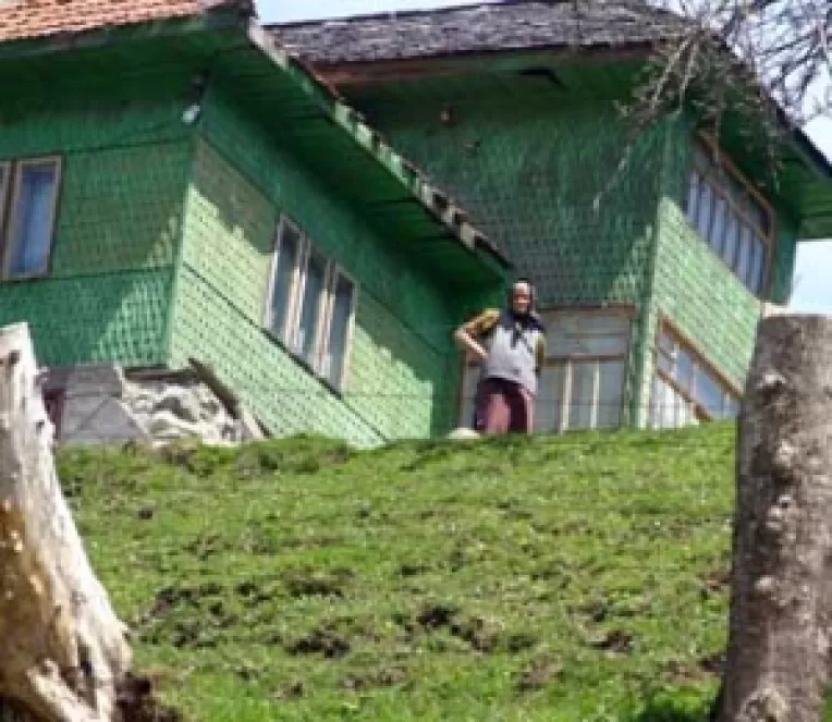 Adio, turism la negru!