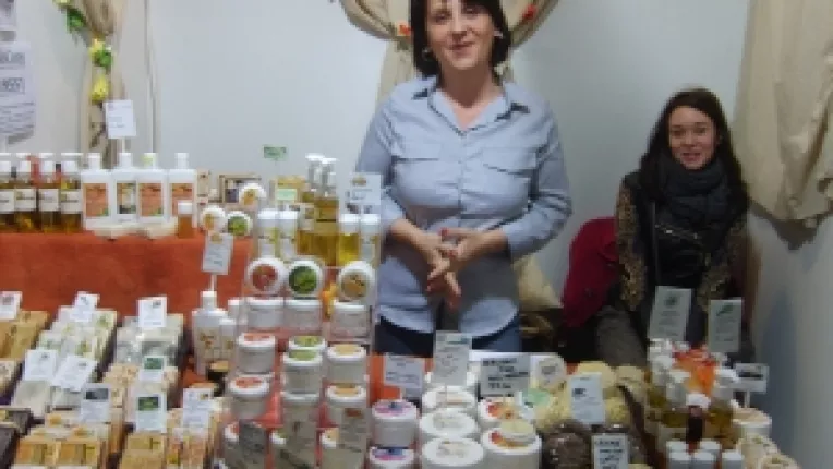 Adriana Tudor, manager Miledy Naturals: "Untul hidratant cu craita si urzica este cel mai cautat produs de la noi!" 