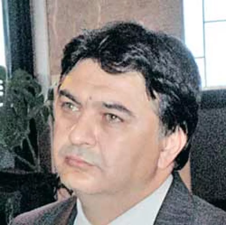 Alexandru Galiatatos si-a dat demisia din conducerea PNL