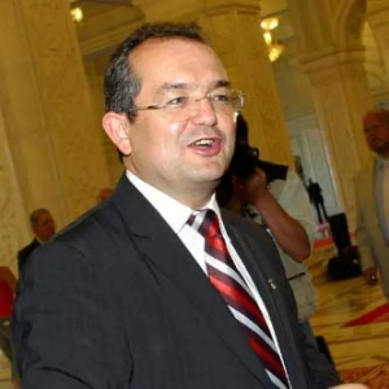 Alta Marie, cu aceeasi palarie

