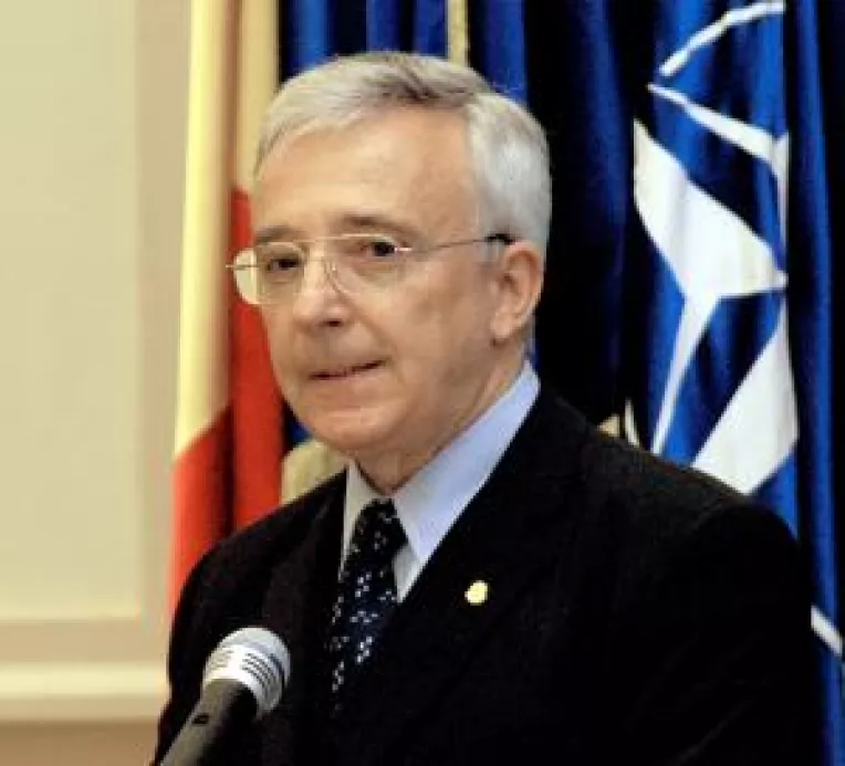 Arsura banilor fierbinti