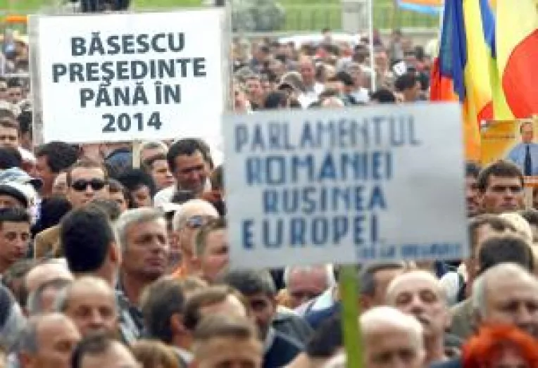 Basescu cheama poporul la vot