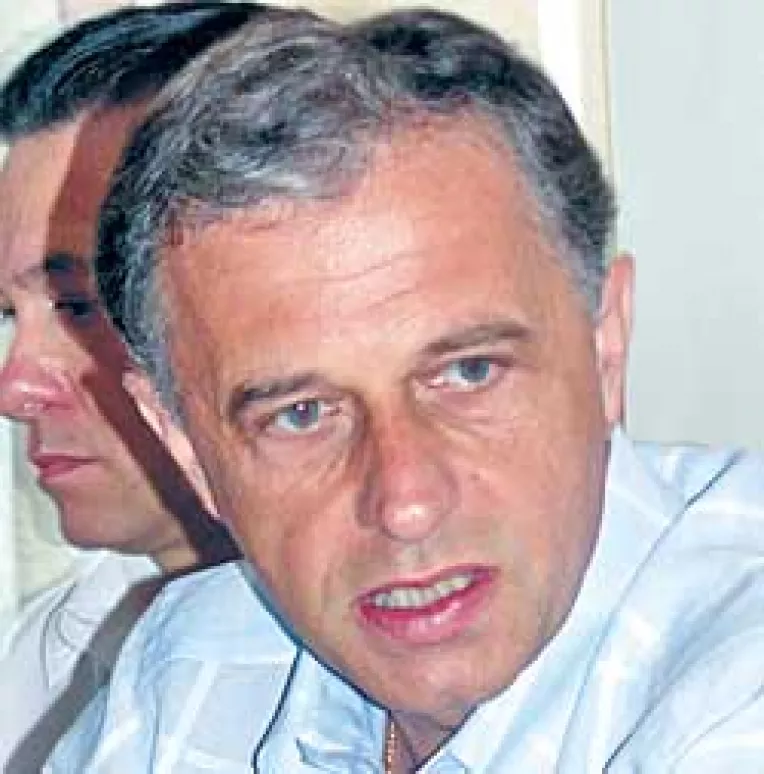 Basescu, Geoana si Iliescu au facut show