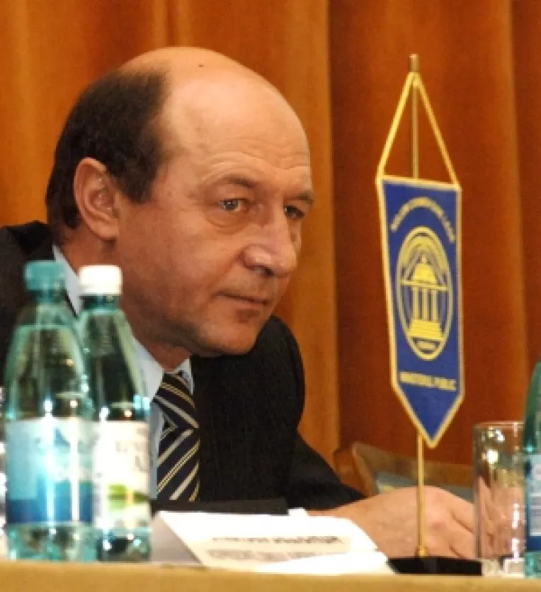 Basescu recomanda atacarea deciziei judecatorilor in dosarul Mihailesti