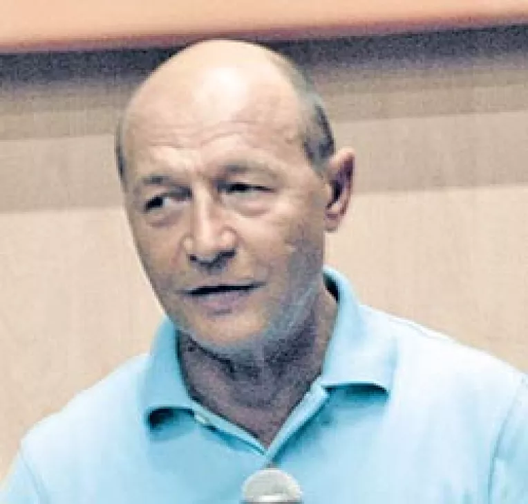 Basescu vrea vot uninominal, iar Blaga legalizarea prostitutiei