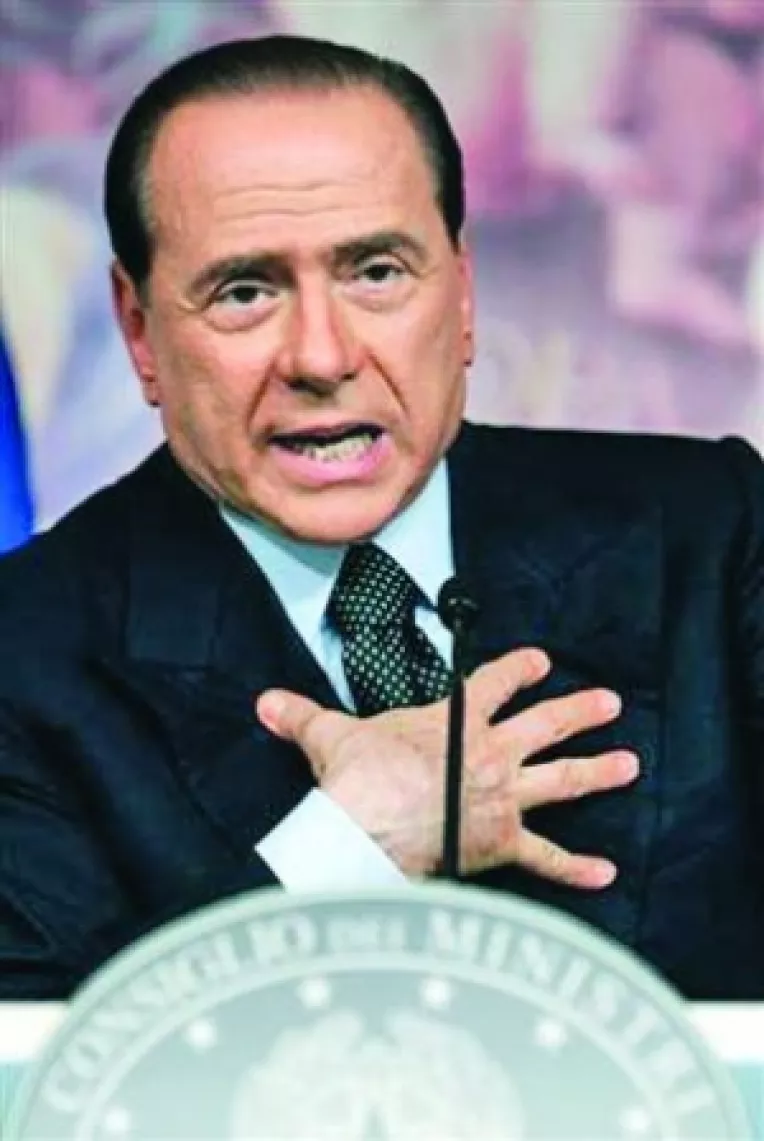 Berlusconi vrea "fete noi" in Parlamentul European