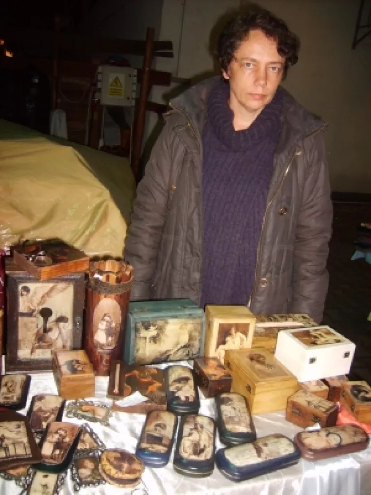 Catalina Marinescu: "Casetele de bijuterii, in stil retro, sunt cele mai cautate!"