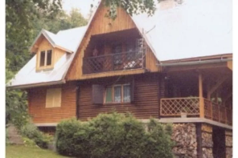 Cazare cu preturi mici in cabanele Romsilva