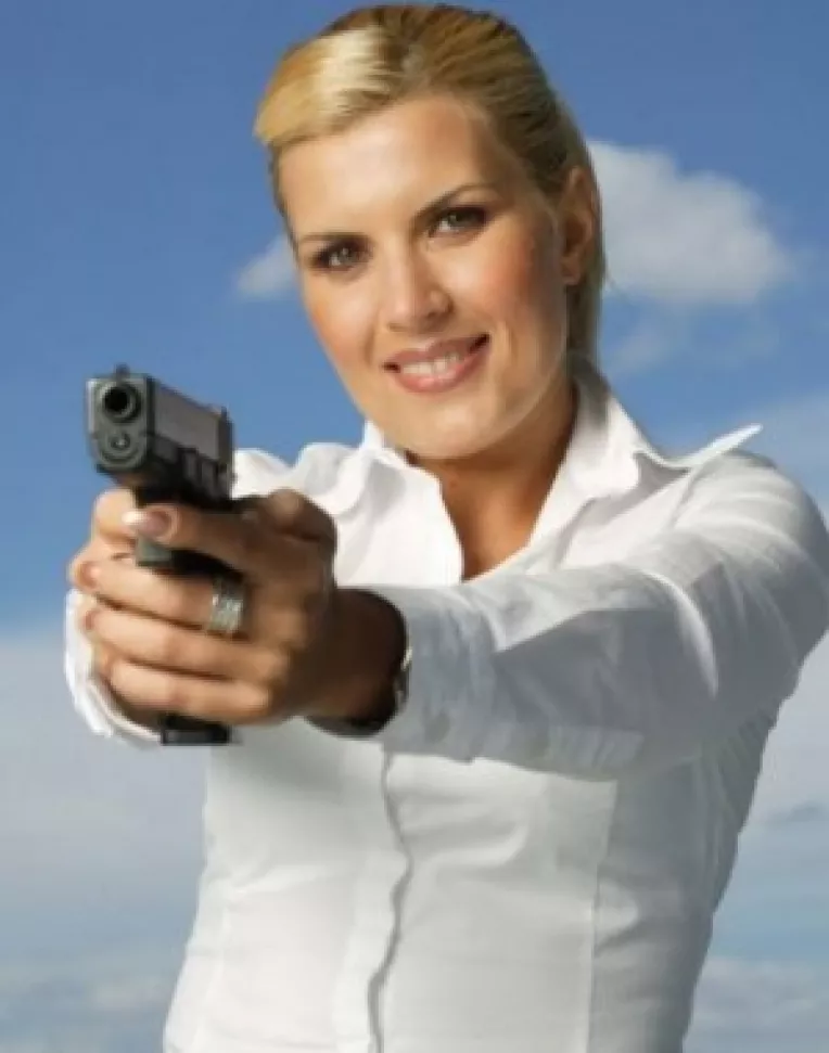 Comisia de ancheta Udrea: Ministrul Turismului, Elena Udrea, hartuieste comisia parlamentara