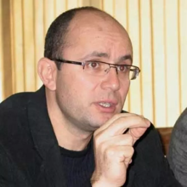 Cozmin Gusa: Votul uninominal este in avantajul oligarhilor