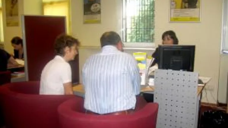 Creditul de refinantare, solutie-problema