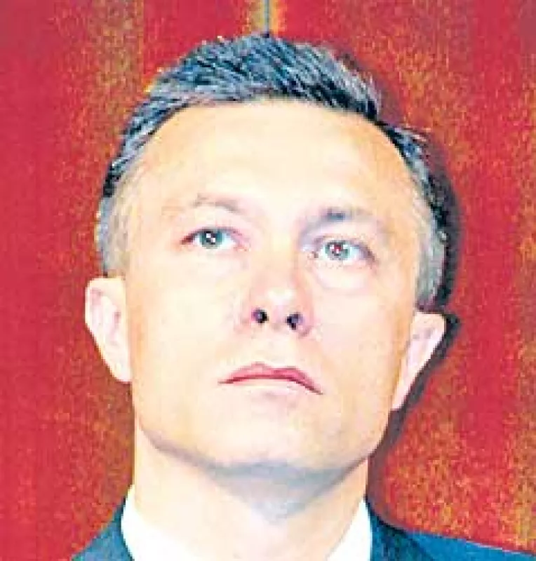 Cristian Diaconescu: "Ar fi trebuit ca tot Biroul Permanent National, inclusiv eu, sa ne dam demisia"