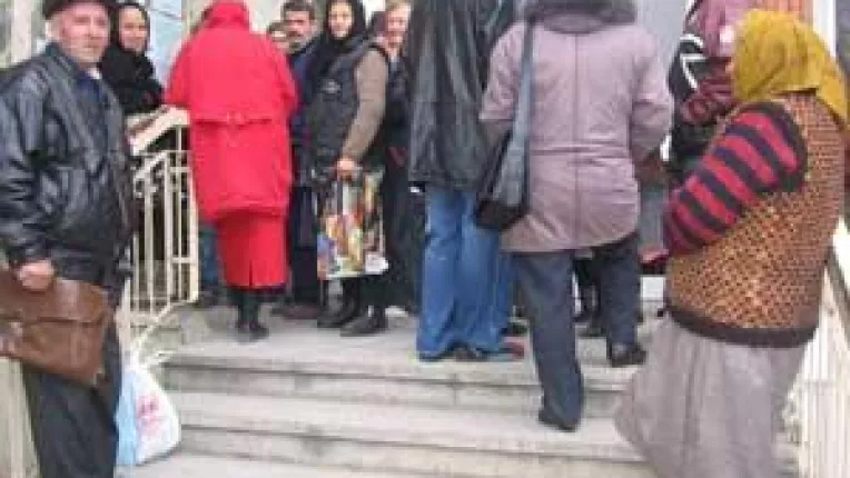 Cuponiada de Sarbatori. Actiunile SIF Oltenia au ajuns lemne de foc