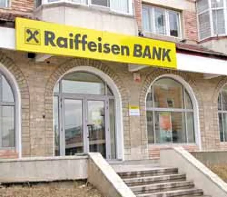 Cursuri Raiffeisen pentru tineri