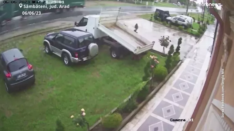 Cutremur cu magnitudinea de peste cinci, produs in Arad, resimtit in mai multe orase