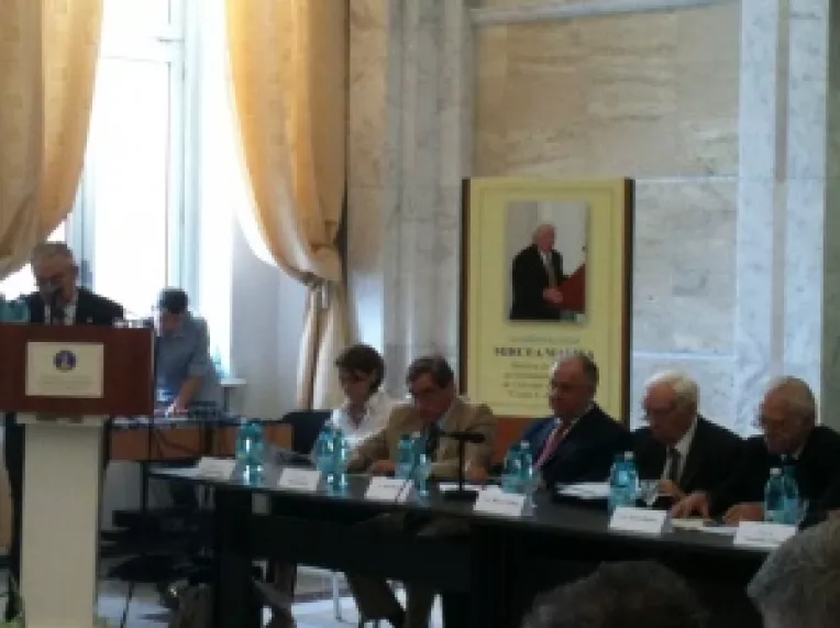 Cuvantul lui Ion Iliescu la reuniunea de la Institutul National de Cercetari Economice "Costin Kiritescu", consacrata acad. Mircea Malita (1)