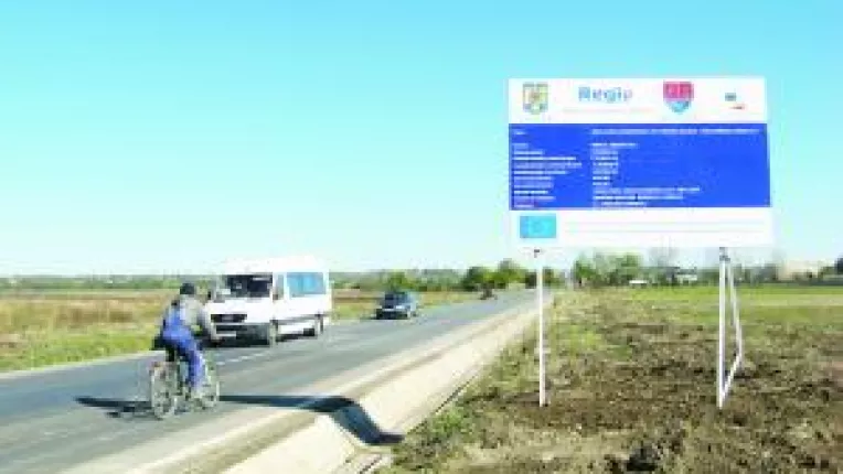 Doljul, amenintat ca pierde banii pentru drumuri