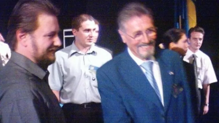 Emil Constantinescu: e timpul unei dezbateri pe tema trupelor trimise in Afganistan