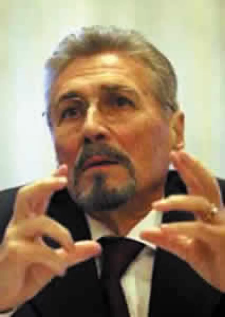 Emil Constantinescu vorbeste despre asemanarile dintre Basescu si Putin