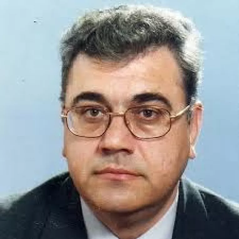 Facebook: Actualitatea politica vazuta de publicistul Mircea Hamza (perioada 4 - 7 Decembrie 2017)