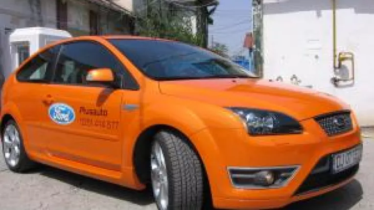 Ford Focus ST - o bestie portocalie