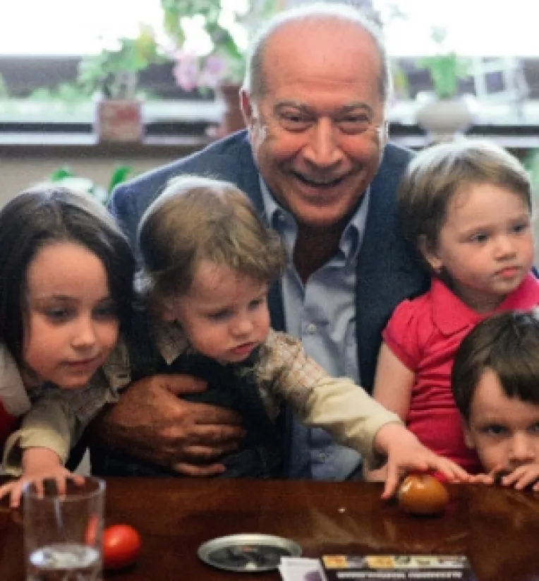 Forta lui Dan Voiculescu ii vine din suflet