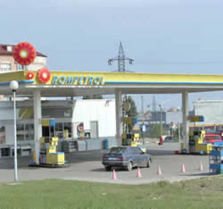 Furtul la pompa inlocuieste furtul din buzunare