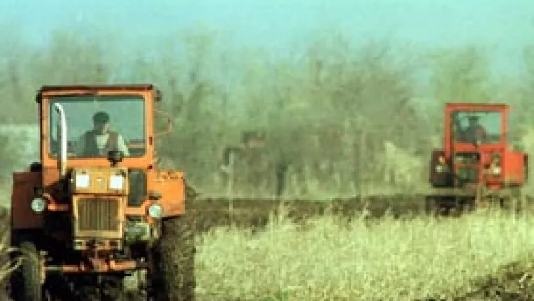 Guvernul a majorat fondurile pentru subventionarea motorinei din agricultura