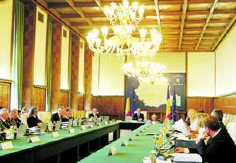 Guvernul Boc V: Ciorba reincalzita, varza a la Cluj!