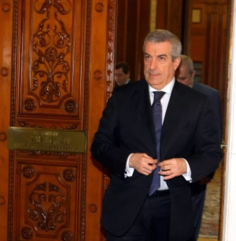 Guvernul ramane ferm pe pozitii: referendumul nu se amesteca in europarlamentare