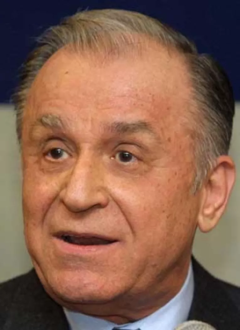 Iliescu prevede o izolare a PSD, dupa motiunea de cenzura