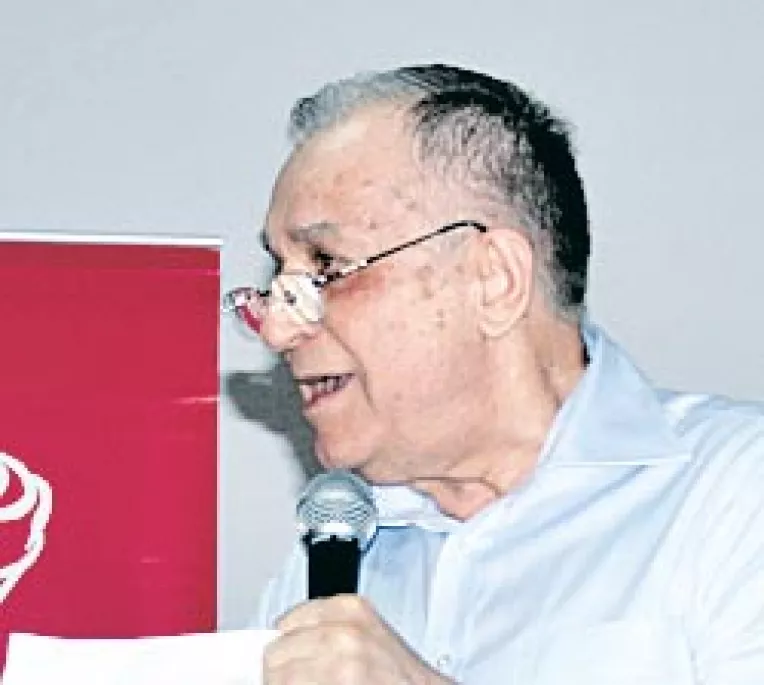 Iliescu sustine ca motiunea de cenzura poate duce la izolarea PSD