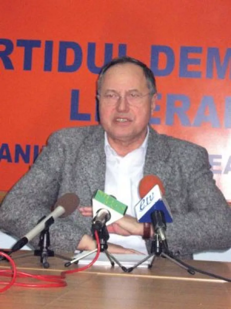 Imprumutul CJ, ba contractat, ba ilegal