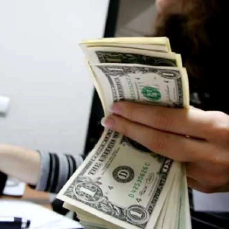 Incasari si plati in valuta, prin Trezoreria Statului