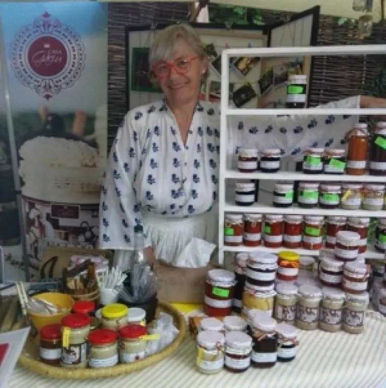 Iulia Bara Gaciu, la Food Revolution, de la Gradina Verona: Produsul care ne defineste este mustarul cu miere de albine, unic in Romania!