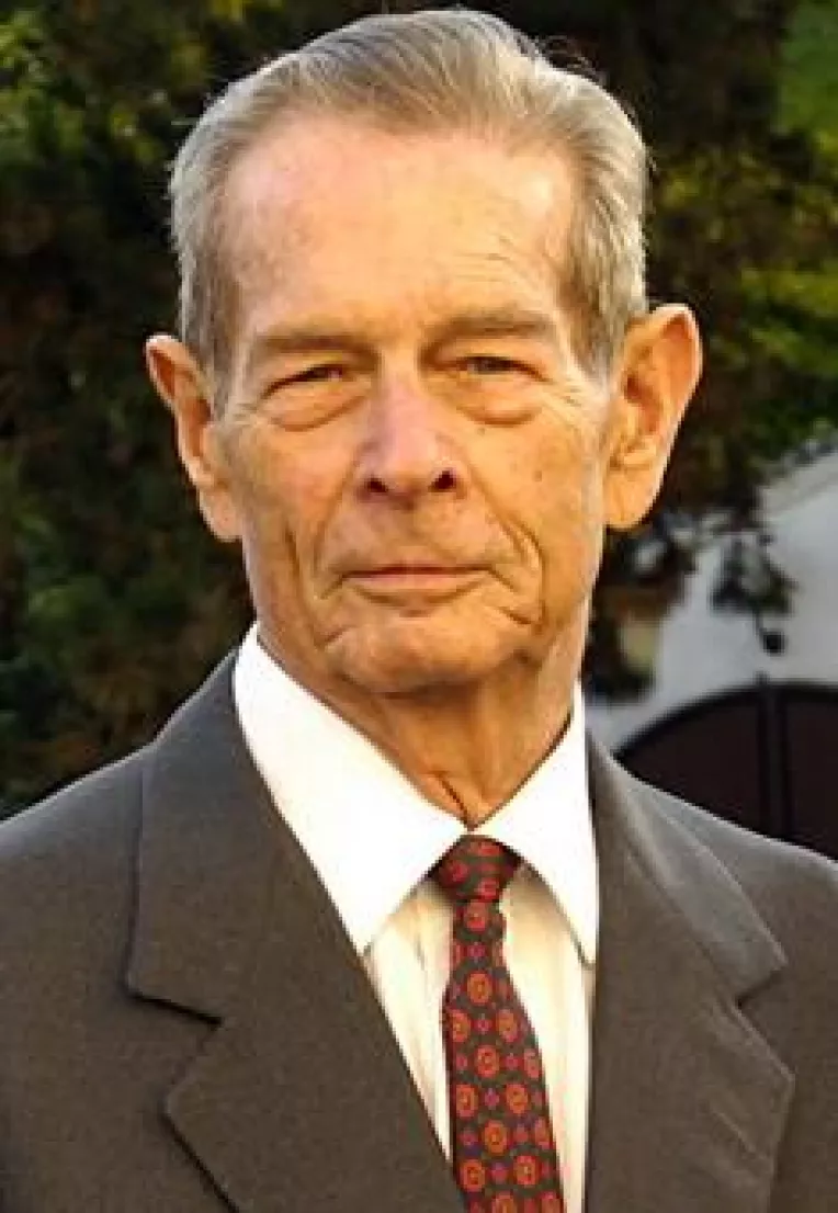 La implinirea varstei de 90 de ani, Regele Mihai va participa la o sedinta solemna a Parlamentului Romaniei