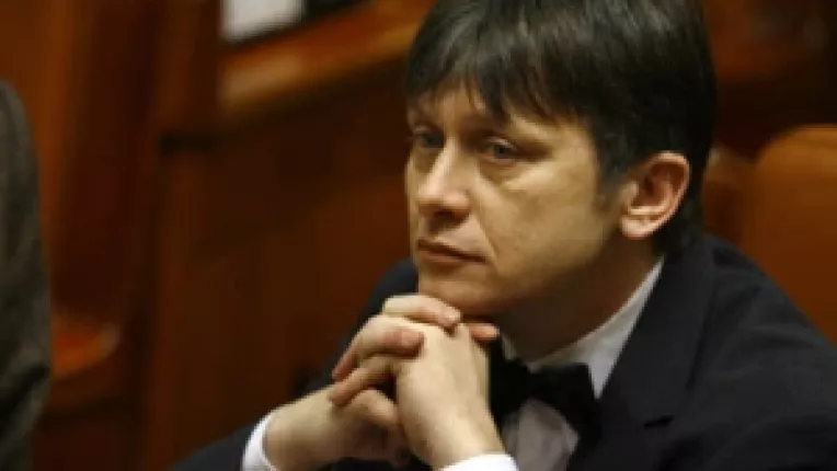 Liberalii doresc sa dea candidatul pentru presedintia Romaniei