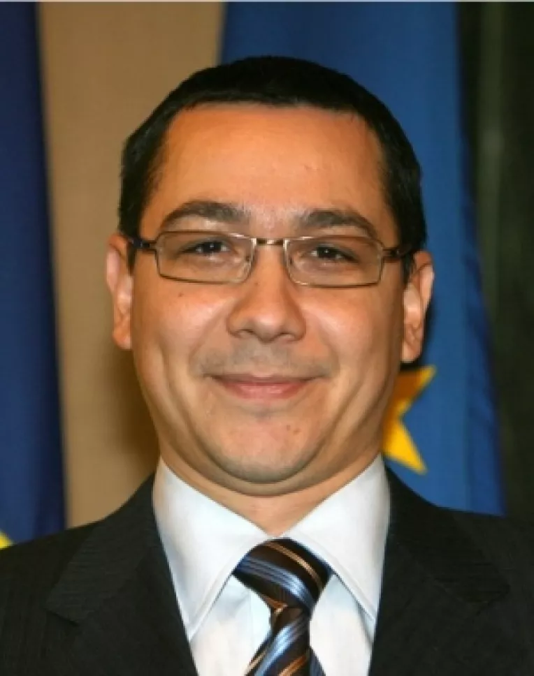 Liderul PSD Victor Ponta se deplaseaza in filiale pentru a pleda cauza aliantei cu PNL
