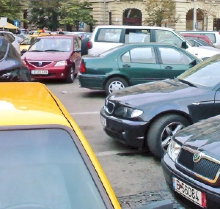 Locul de parcare, mai scump decat masina