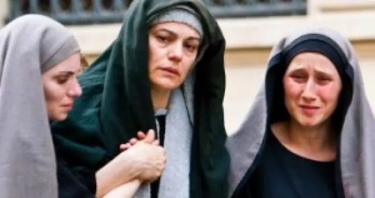 Maia Morgenstern a stralucit in cel mai dificil rol pe care i-l putea oferi Hollywood-ul: Fecioara Maria