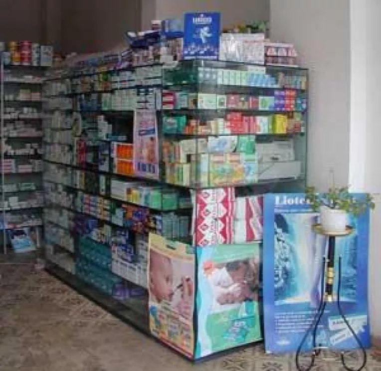 Medicamentele zac pe rafturi