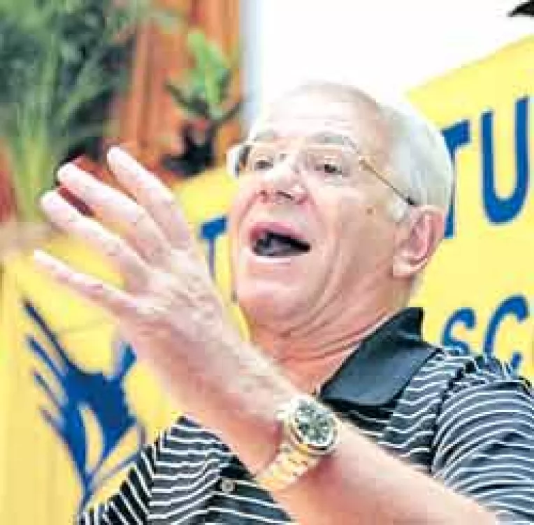 Melescanu il vede pe Geoana in "rahat", in timp ce Orban ii asculta "cantecul de lebada"