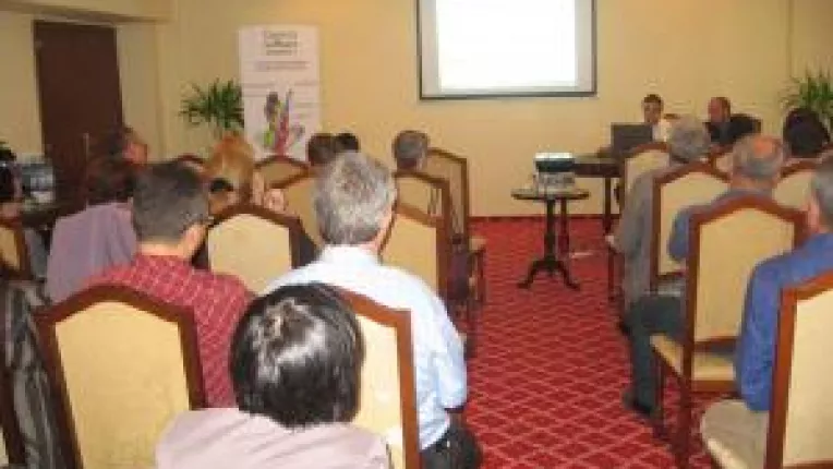 NAV si COGNOS - doua solutii IT  pentru oamenii de afaceri