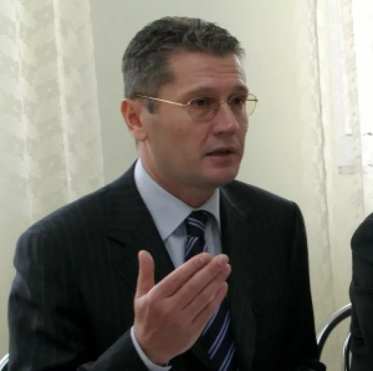 Negoita spune ca va avea o discutie cu filialele de sector pentru analiza rezultatelor alegerilor