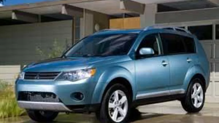 Noul Mitsubishi Outlander