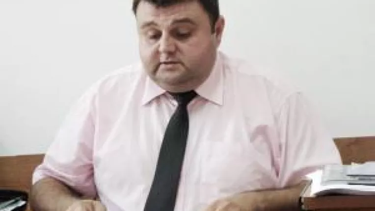 Noul sef al CJPC Gorj nu are birou