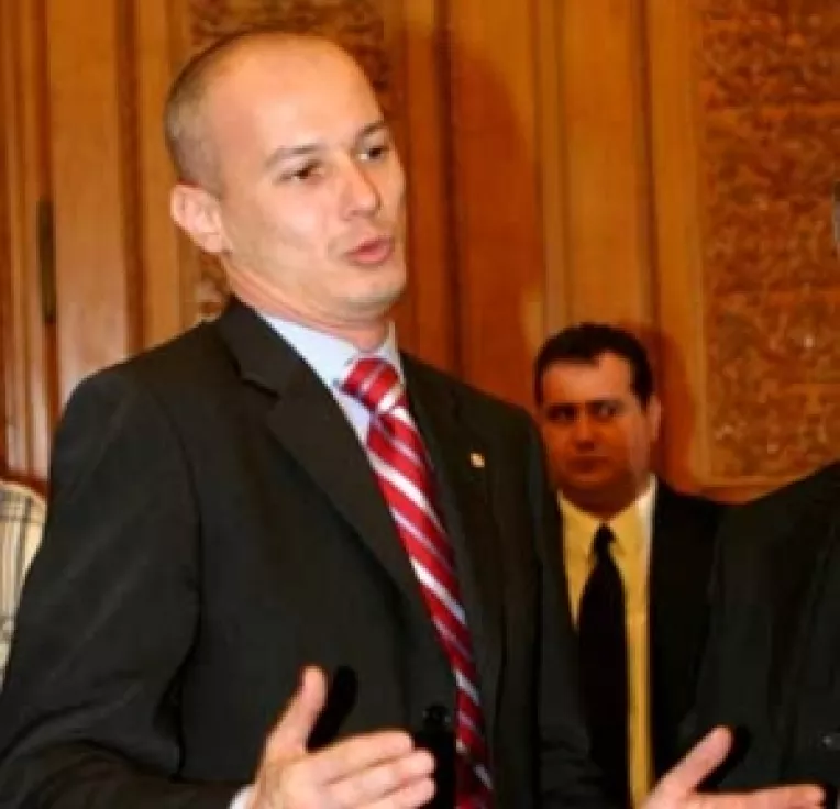 Olteanu cere desecretizarea documentelor de la proiectul Rosia Montana